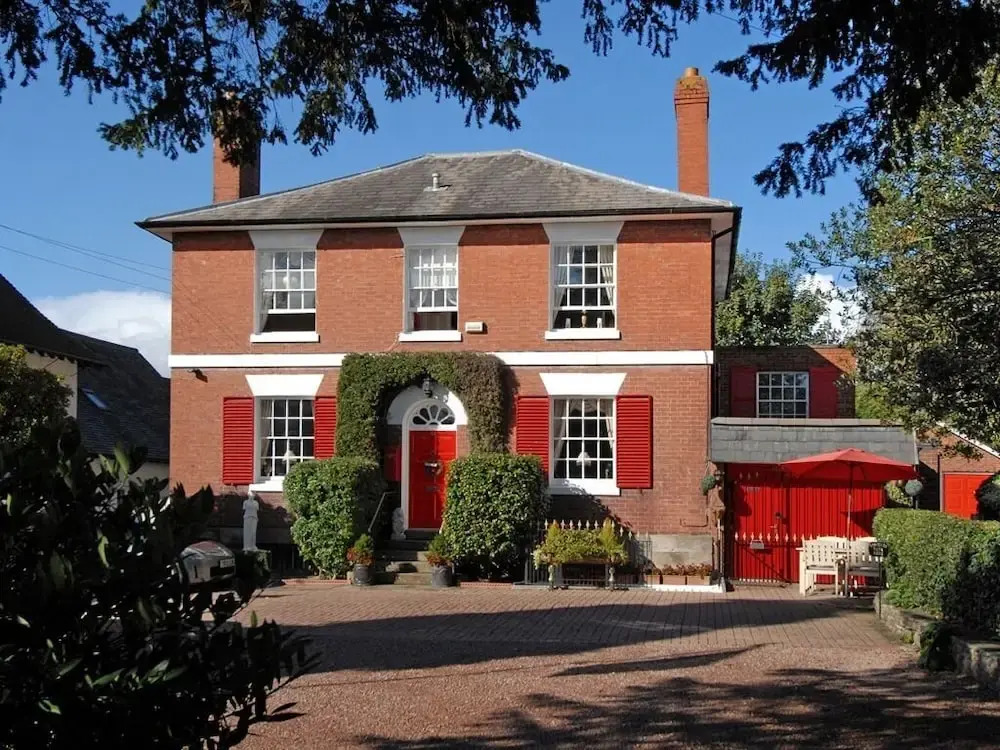 Holly House Bed Breakfast Apartments