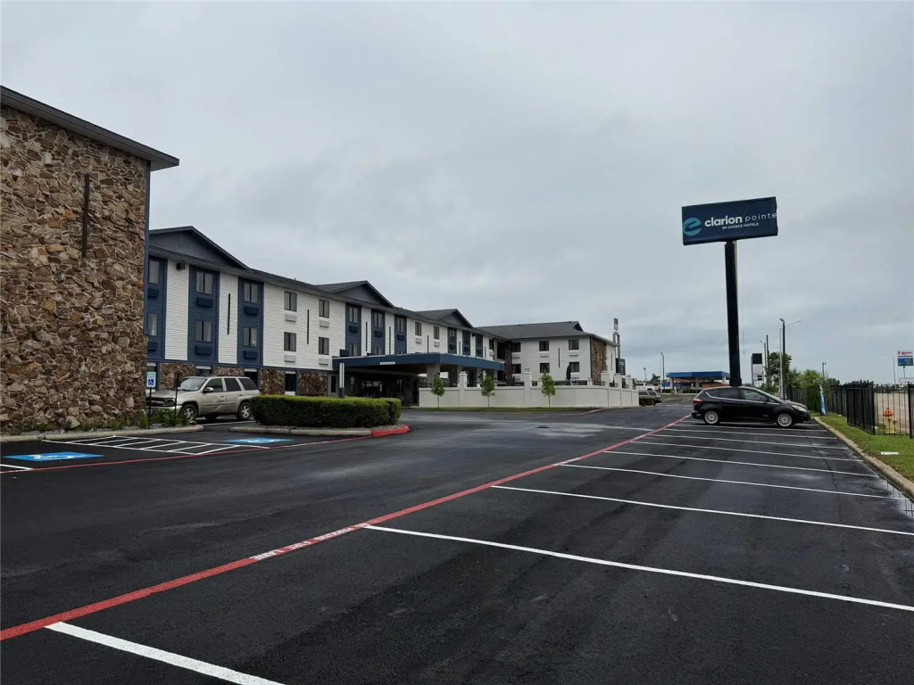 Clarion Pointe Shreveport West