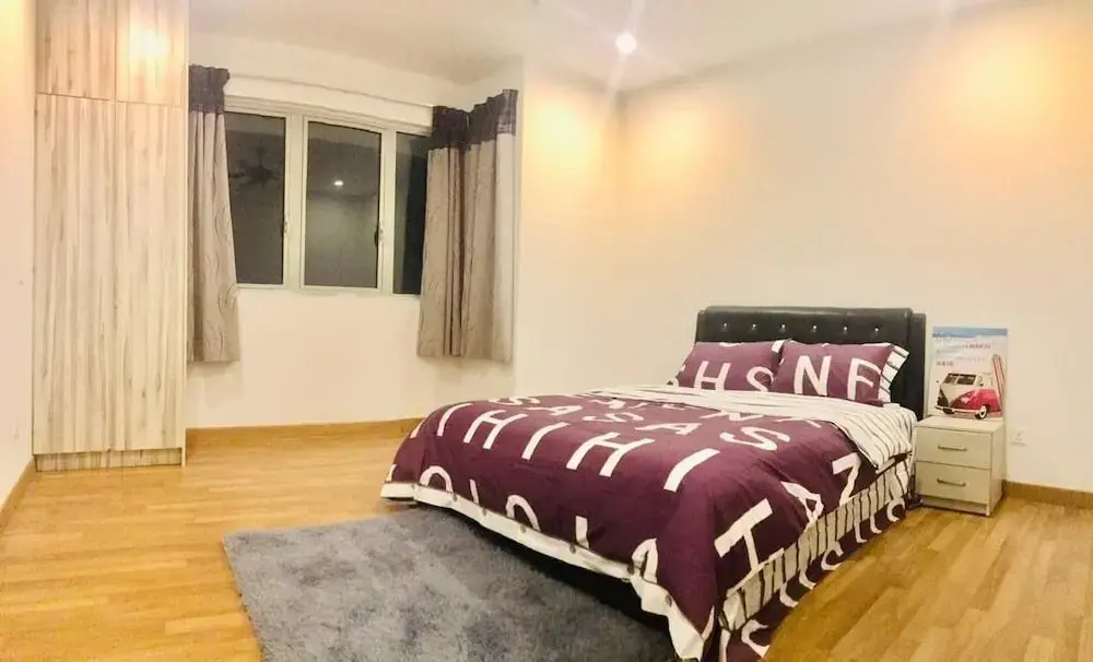 One South Garden Apartment
