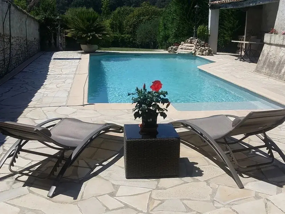 La Villa Emeraude