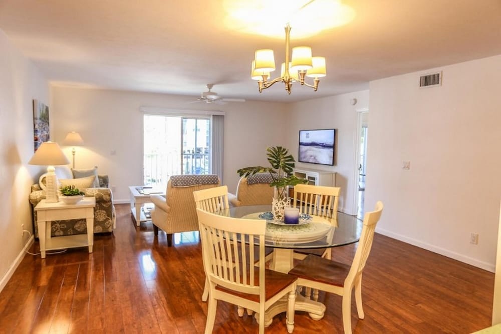 Royal Pelican Condominiums