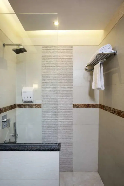 Stallen Suites Nehru Place by FabHotels