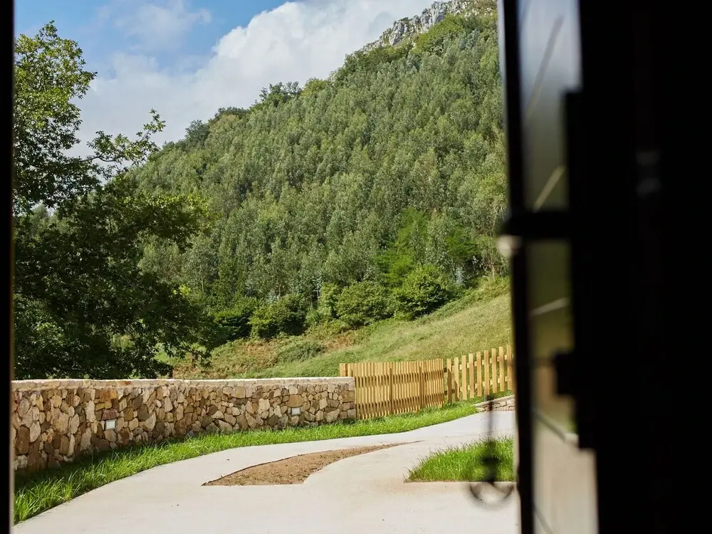 Nice Apartment, Rural Location With Beautiful Views of the Picos de Europa
