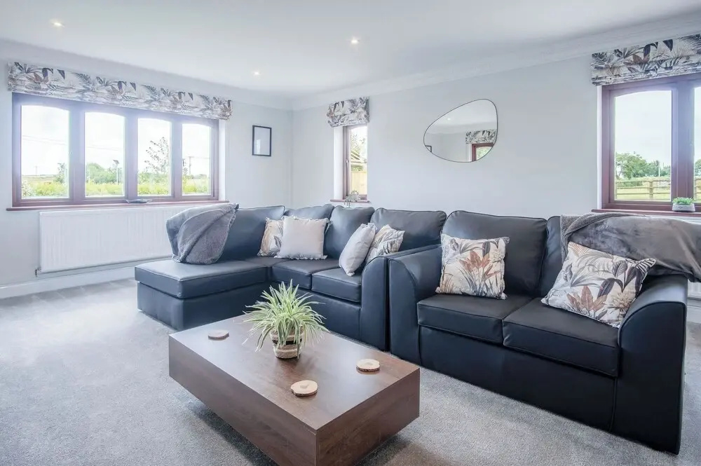 Springfield Lodge - 3 Bedroom Home - Princes Gate