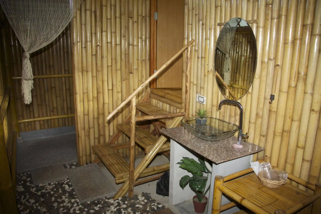 Bamboo Heaven Home