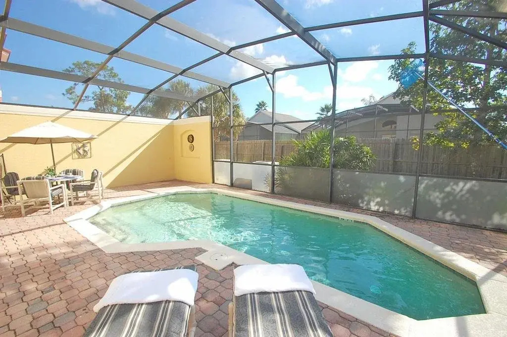 TV119PB Summer Beach Villa 4 Br villa by RedAwning