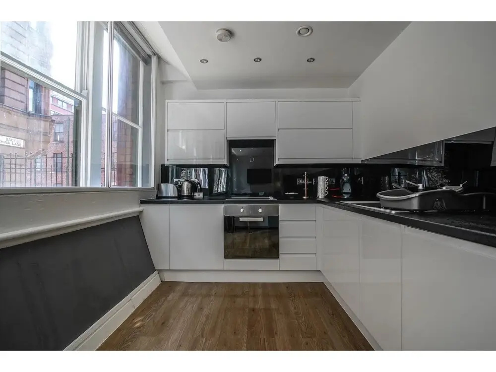 Stunning 1-bed Flat in Trendy Manchester Sleeps 4