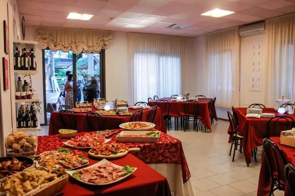 Altro Hotel