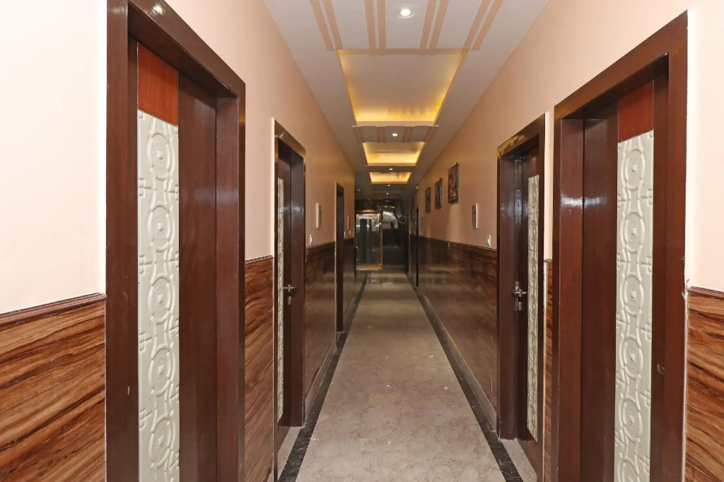 Collection O 76663 Vitthal International