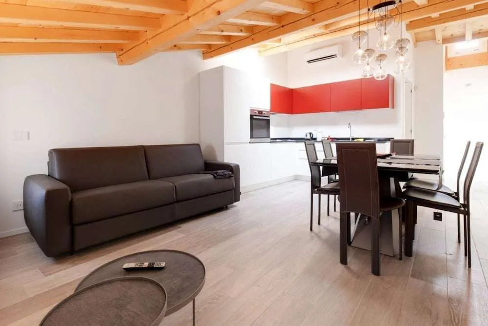 Luxury & Charming Piazzetta San Giorgio Apartments