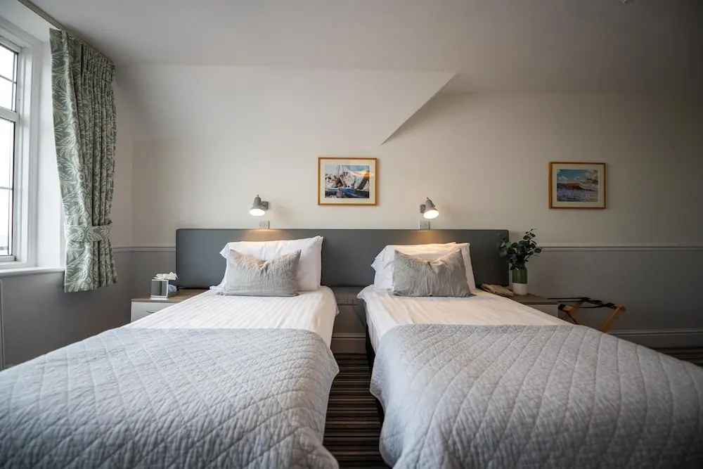 The Kingswood Hotel