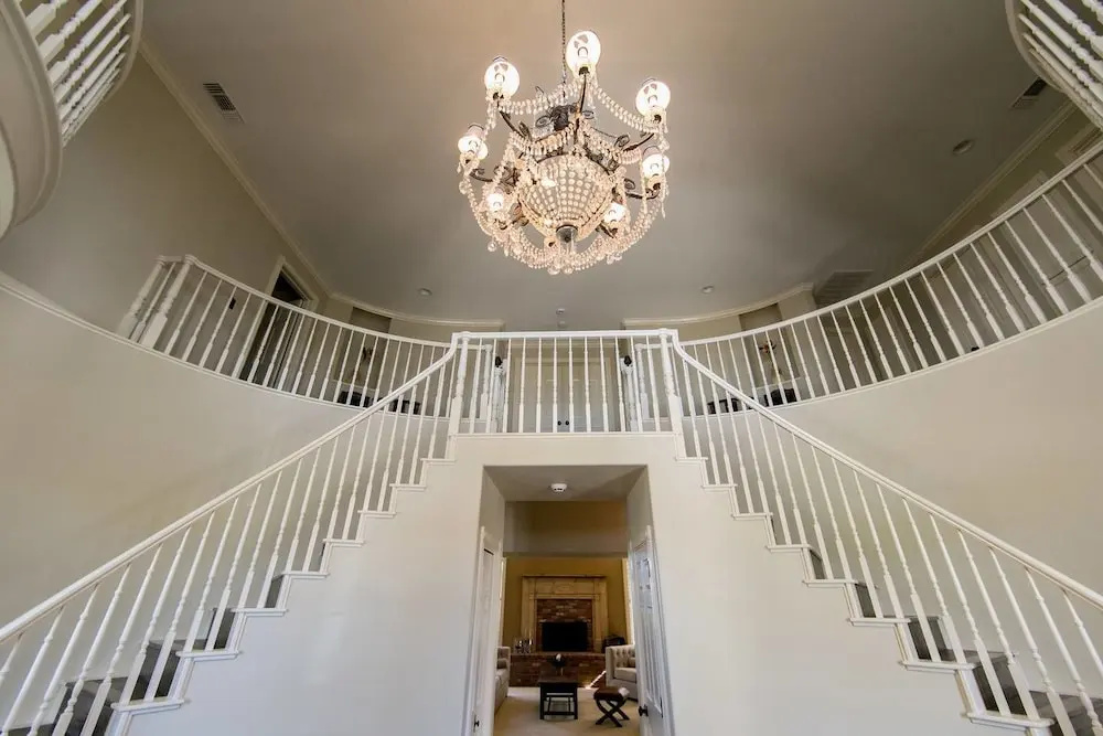 Luxurious Victorian Mansion on 200 Acre Estate