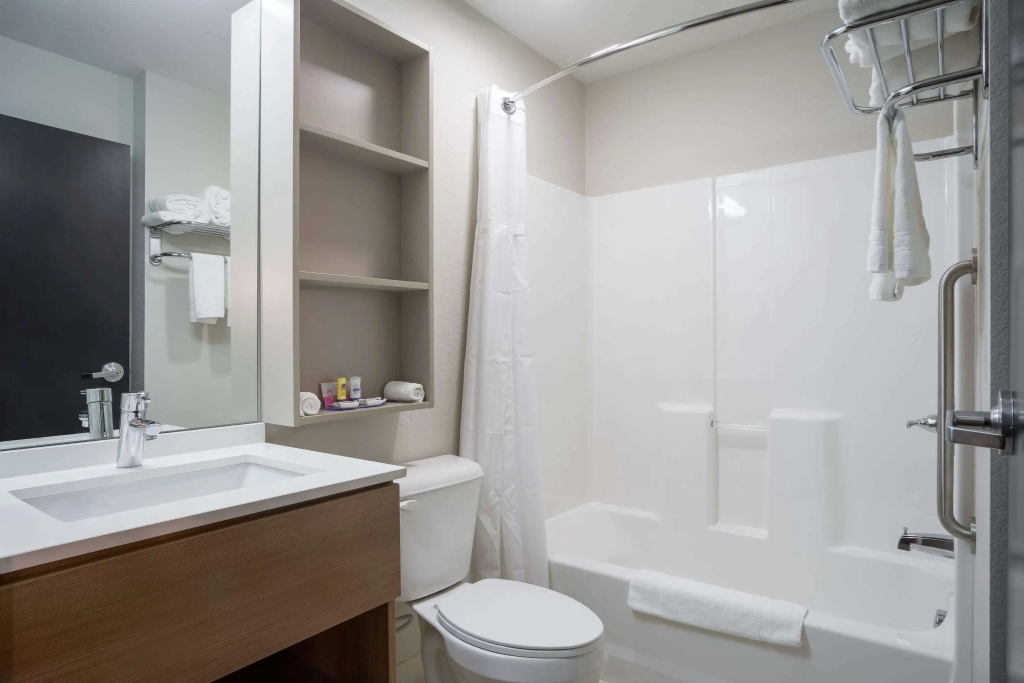 Microtel Inn & Suites By Wyndham Moorhead Fargo Area