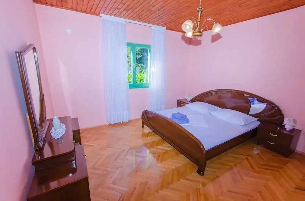 Vinko - 80 m From Beach - A2