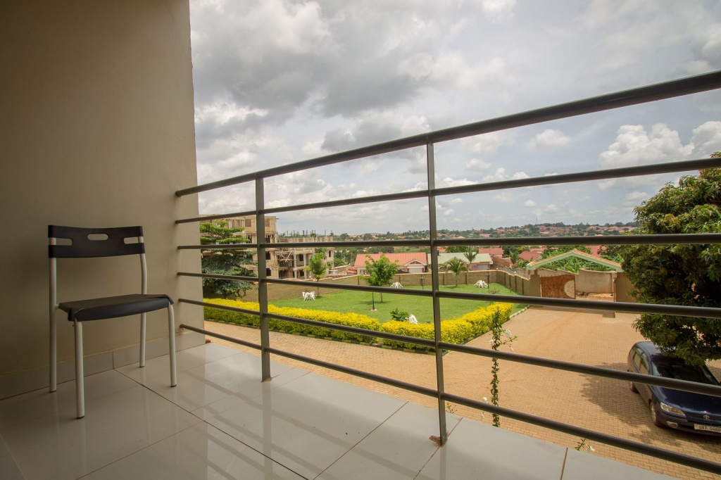 Tesh Hotel