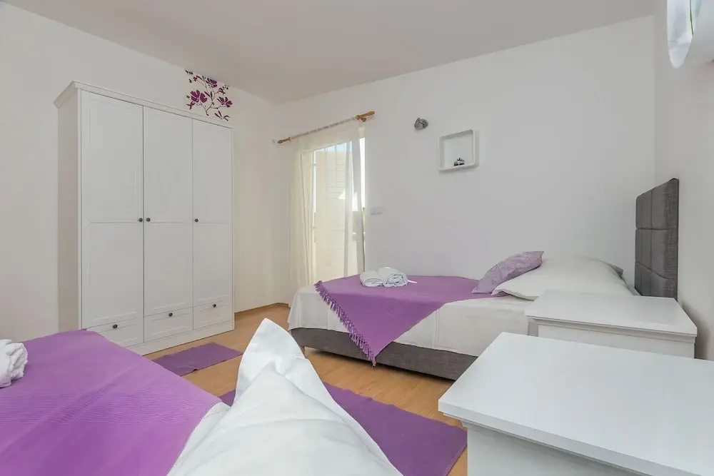 Apartment Goge