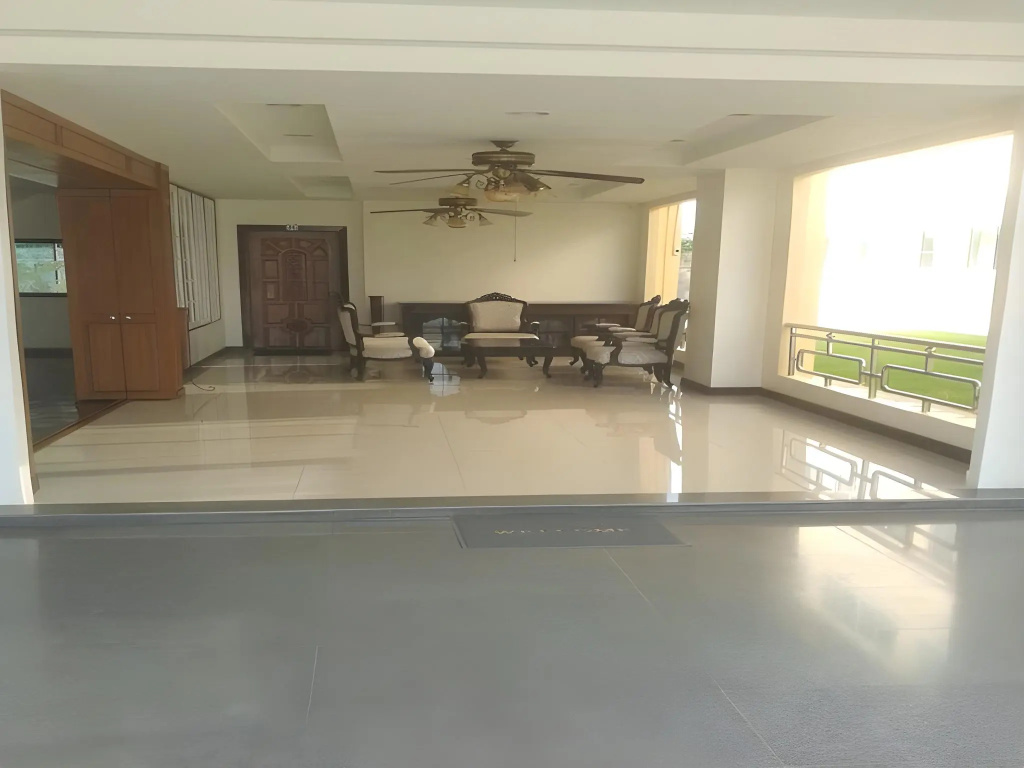 U-Dee Hotel