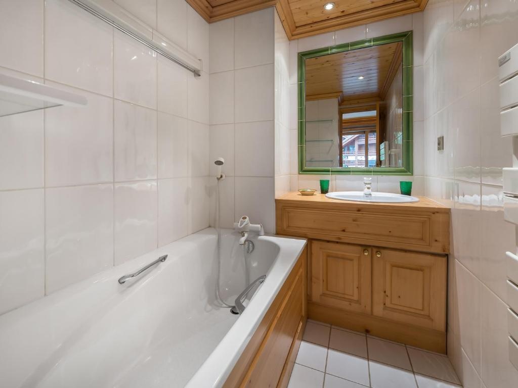 Appartement Méribel, 3 pièces, 4 personnes - FR-1-565-19
