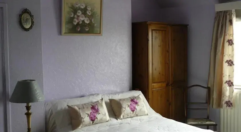 Hillcrest Guest House