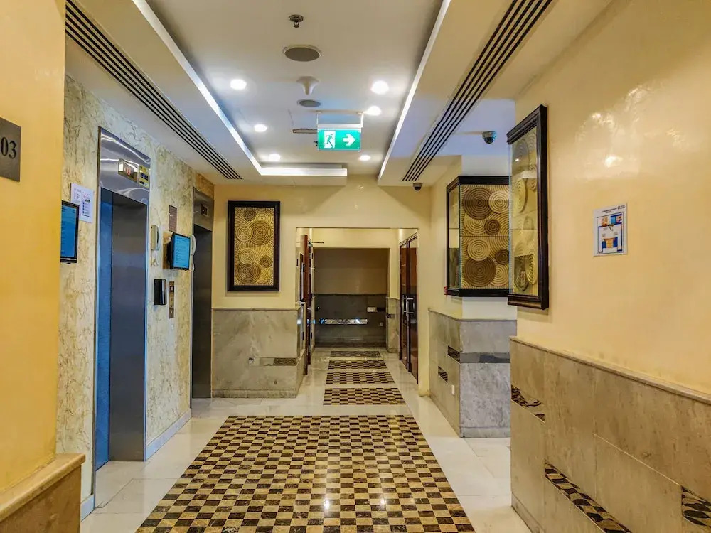 My-Places Dubai 1 Bed Escan Towers 15