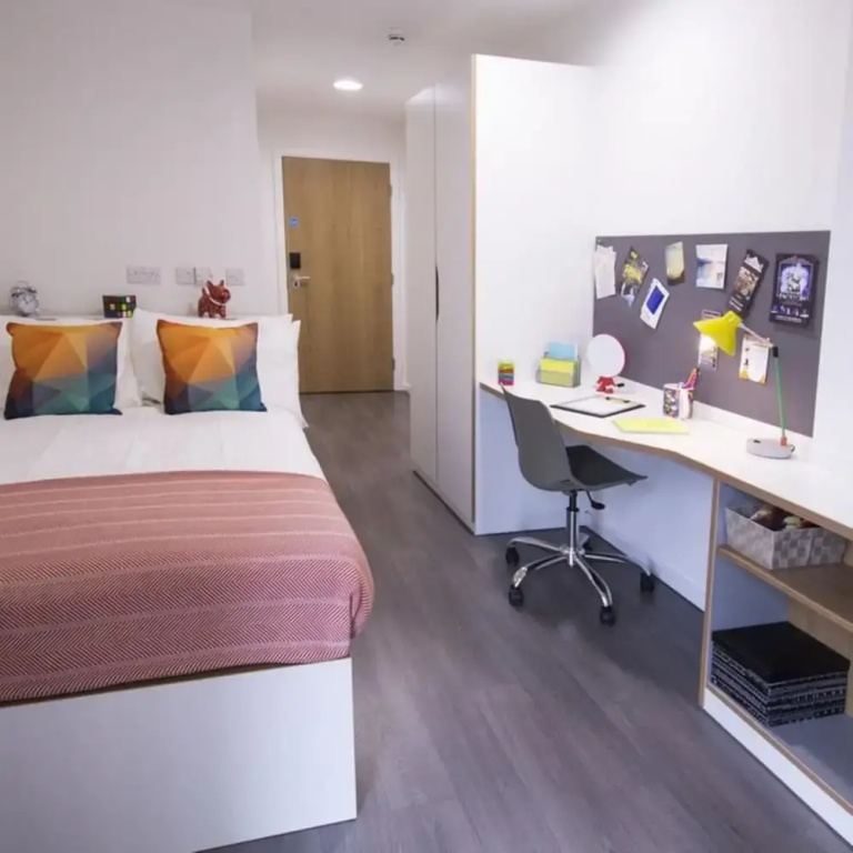 Student Only Ensuite Room in Central Glasgow
