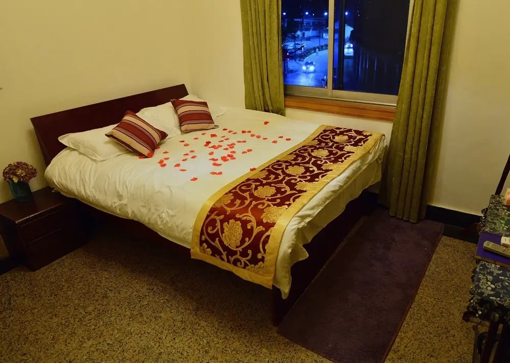 Wu Zhen  town dongshanling hotel(乌镇灵水居)