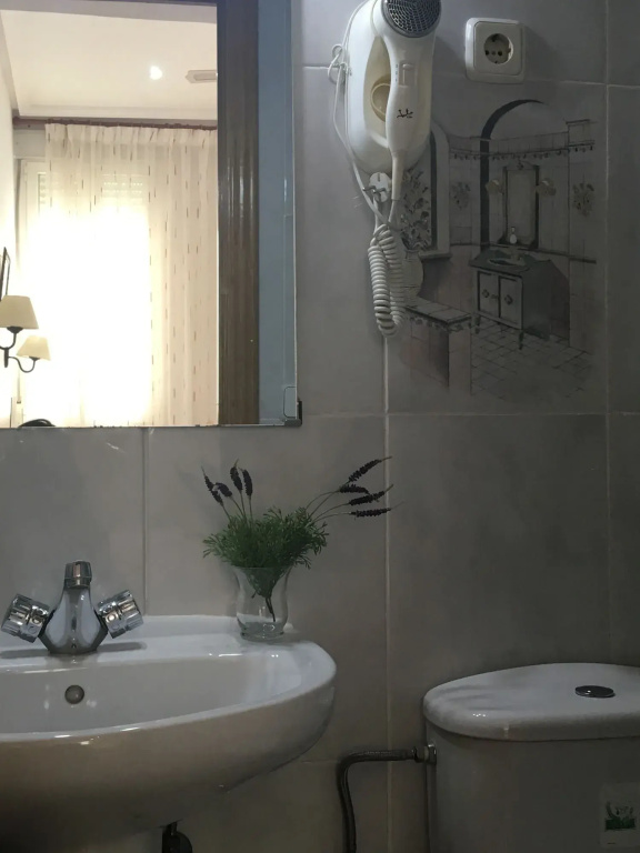 Hostal R. Lido