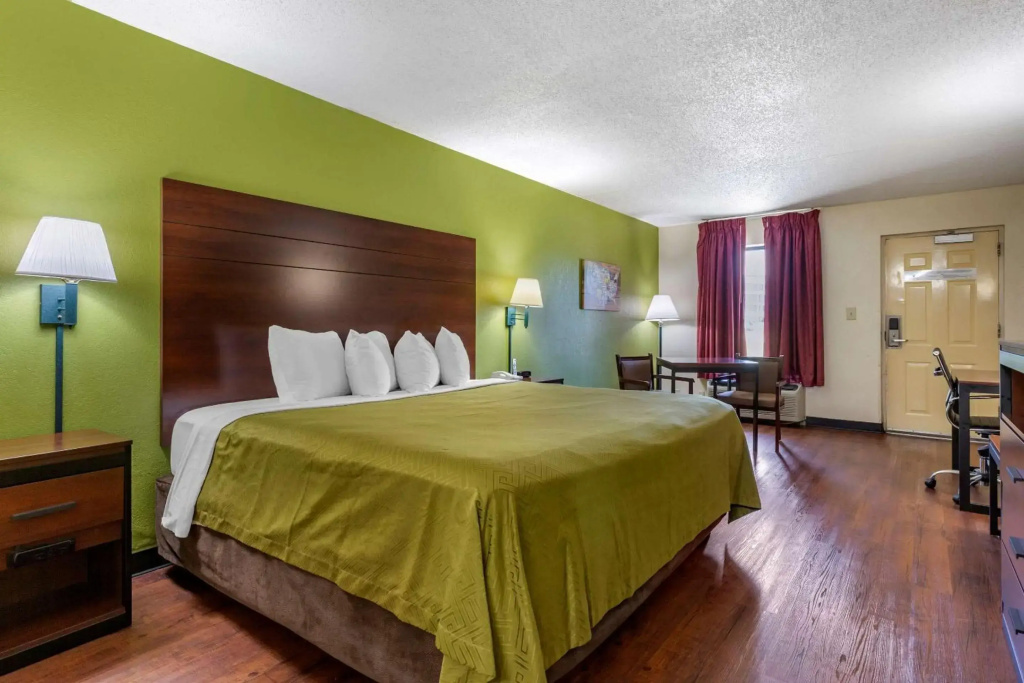Econo Lodge Fayetteville I-95
