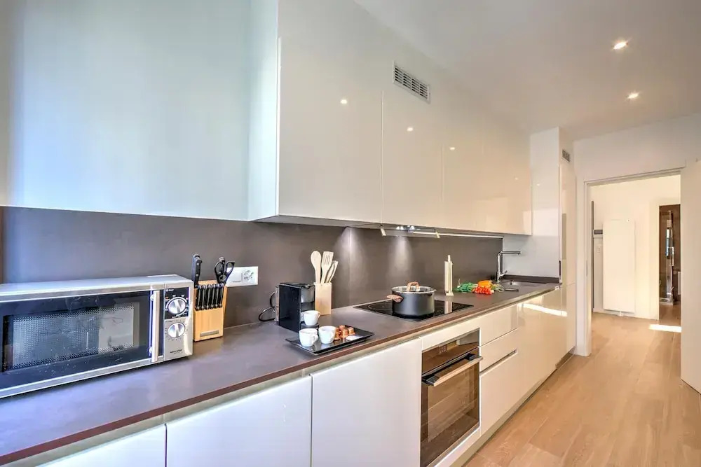 Boutique Apartment 12