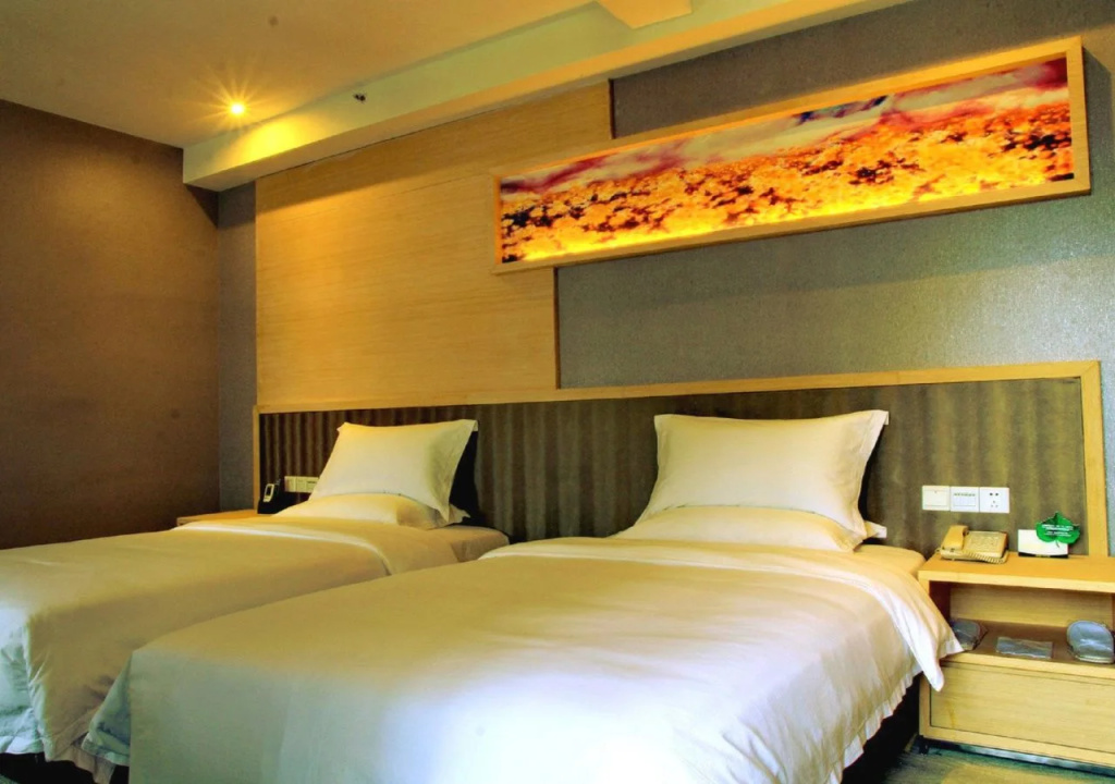 Neat Hotel