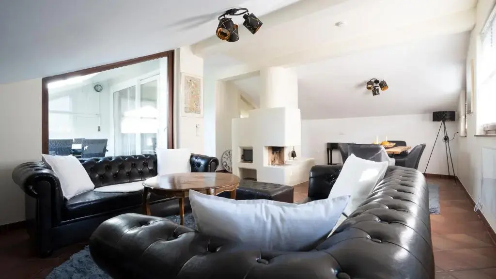 Schöne 4-Zimmer Wohnung mitten in den Alpen