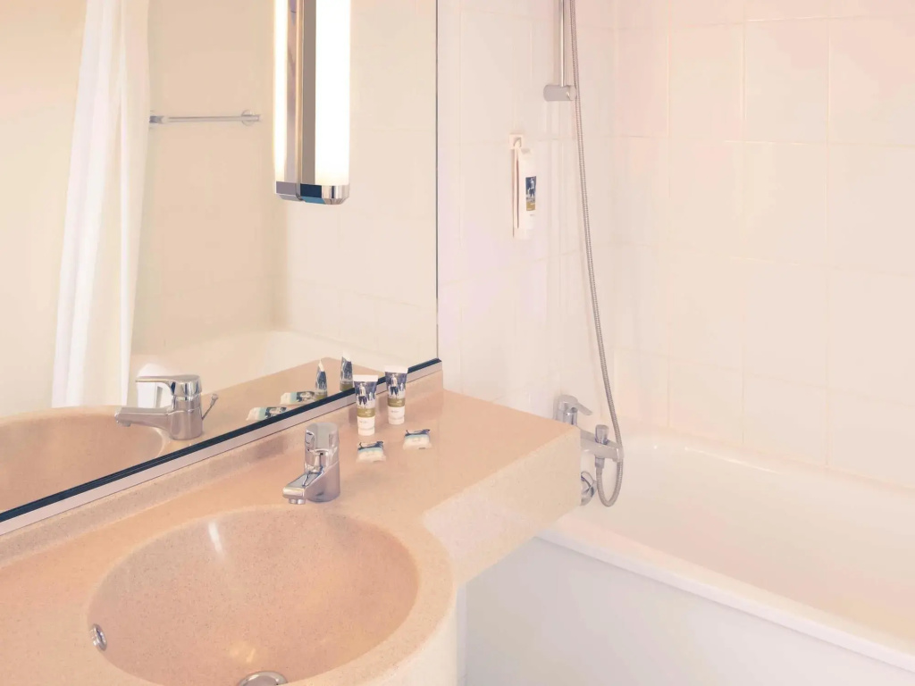Mercure Besancon Parc Micaud - Hotel & Bar