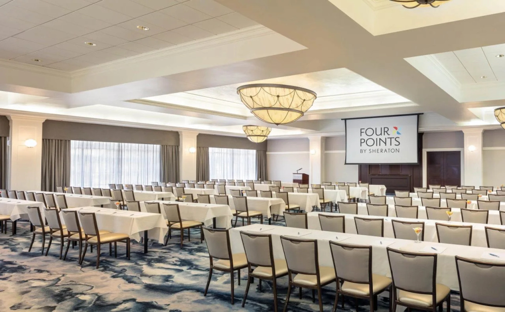 Four Points by Sheraton Norwood Conference Center