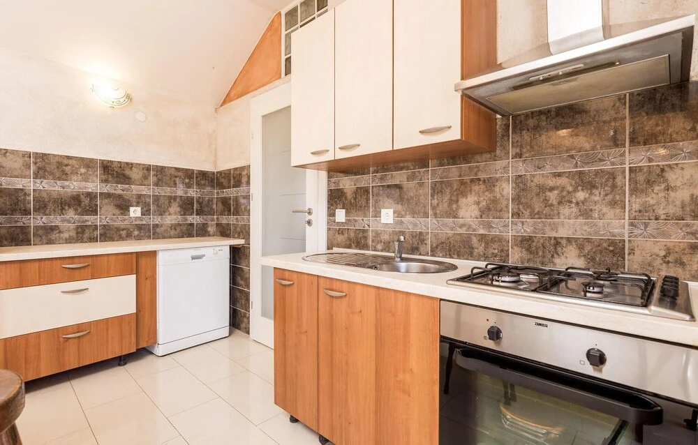 Amazing Home in Zubovici With Outdoor Swimming Pool, Wifi and 2 Bedrooms