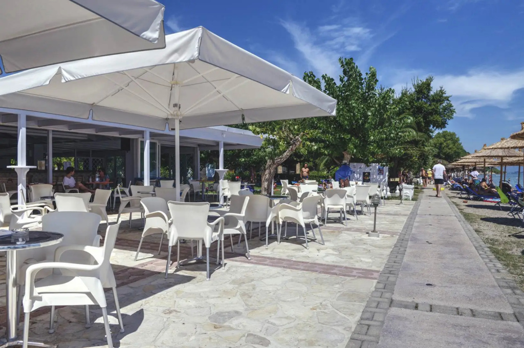 Delfinia Hotel