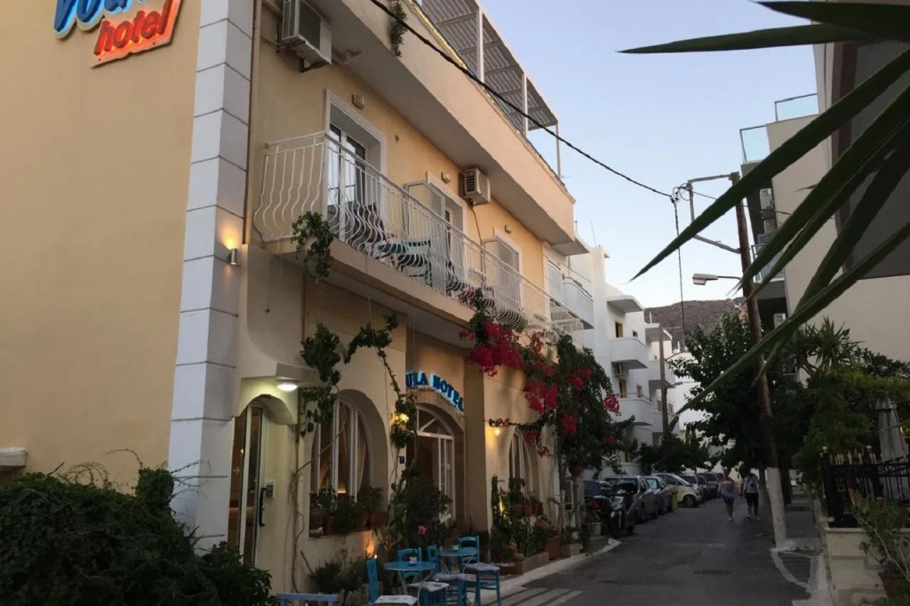 Voula Hotel
