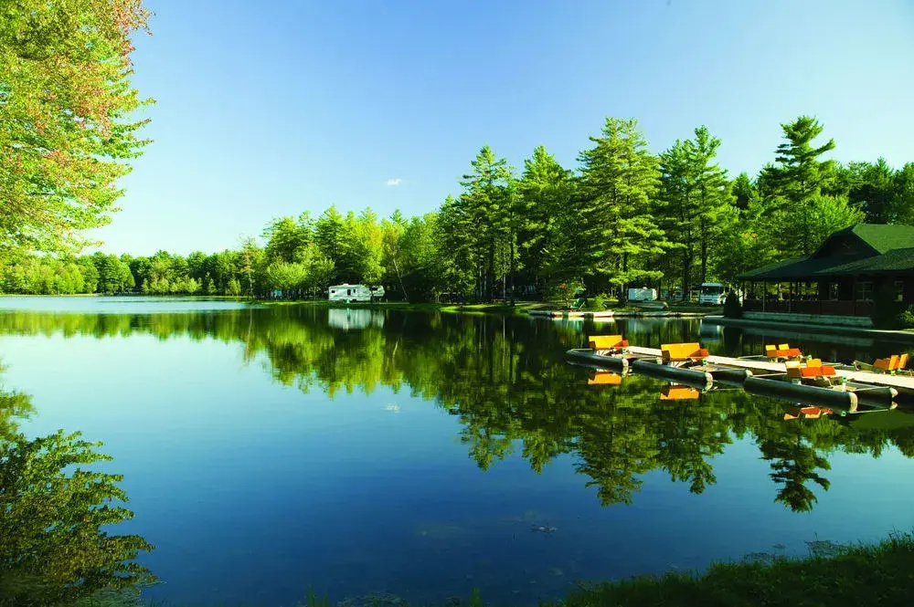 Alpine Lake Lakefront Park Model 4