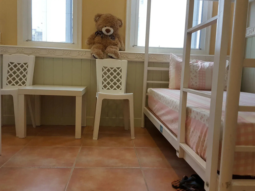 橙舍一館 TW Hostel I