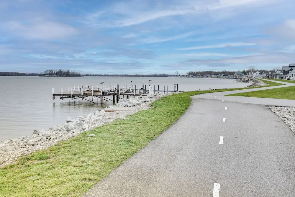 Waterfront Buckeye Lake House: Deck + Views!