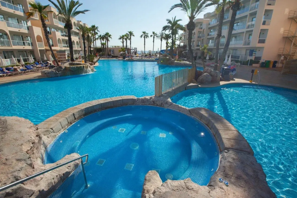 Grupotel Alcudia Pins