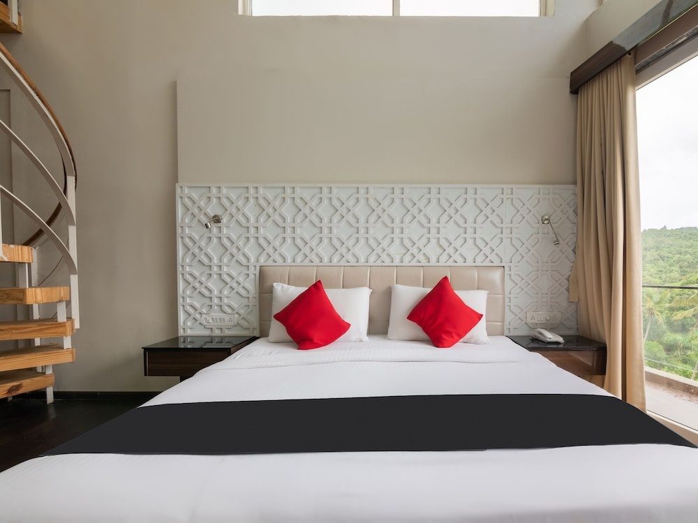 Capital O 18862 Ansh Hotel