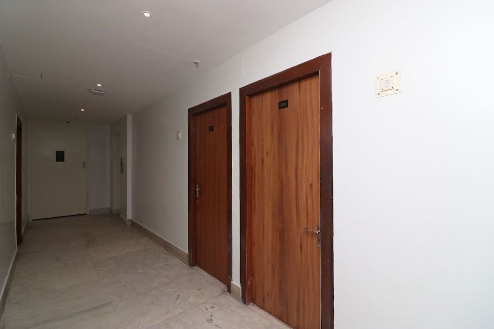 Silverkey Executive Stays 30334 Jaan Nagar Road