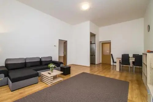 Silver Apartments