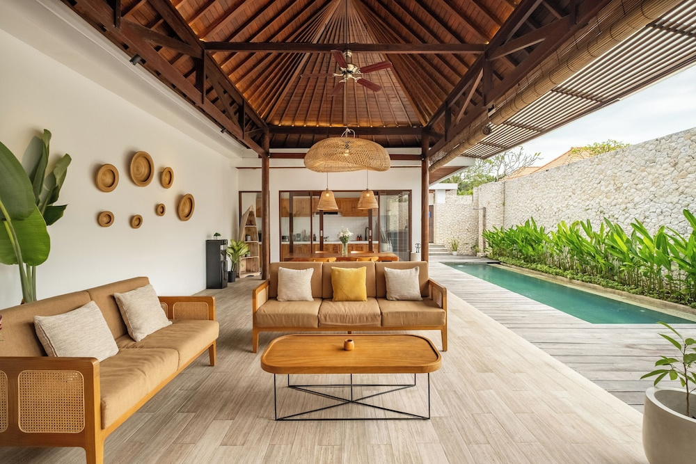 Villa Ivory 8Min Beach Pecatu byOrivista