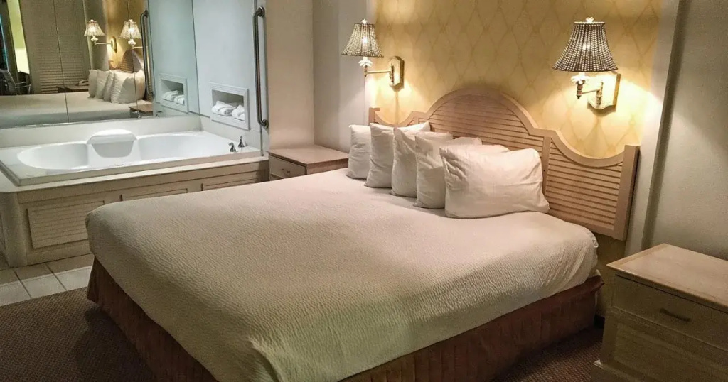 Live Casino & Hotel Louisiana, Curio Collection by Hilton