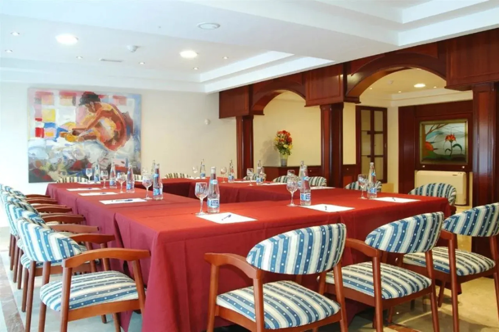 Hotel Gran Legazpi