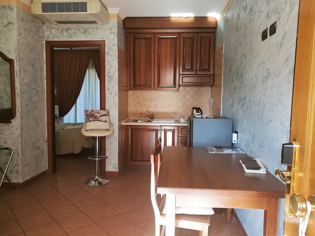 EURO HOUSE INN airport