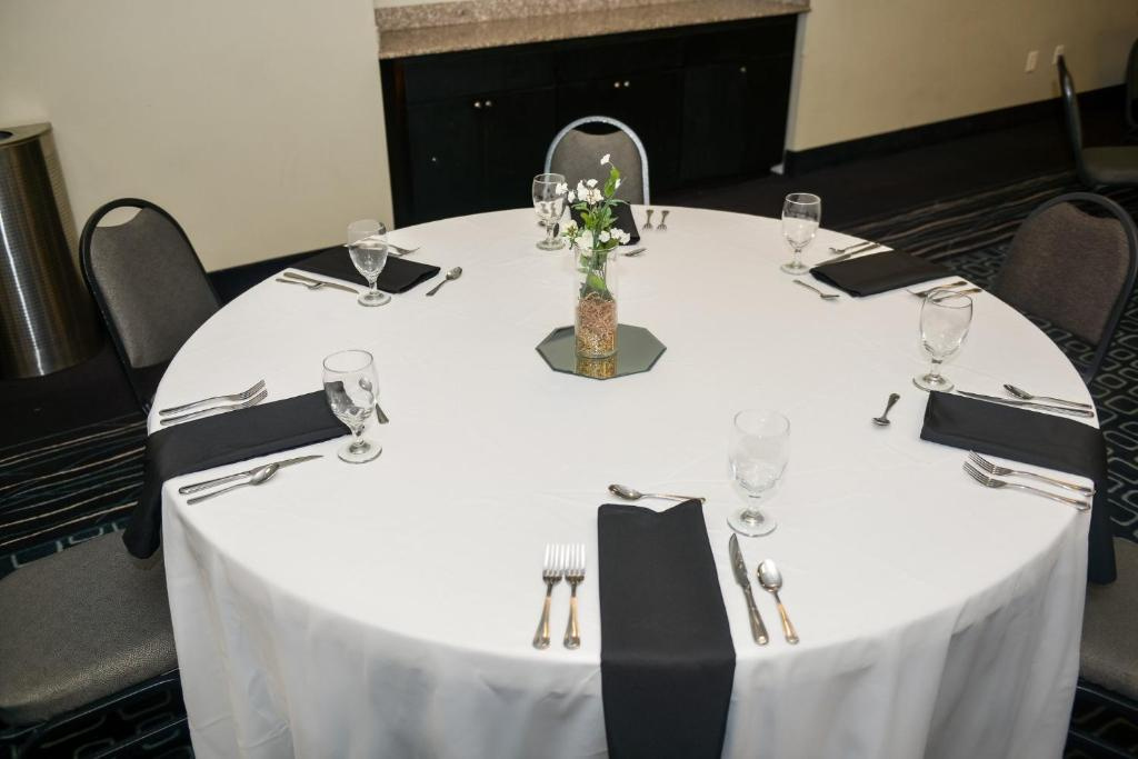 Holiday Inn Hammond by IHG