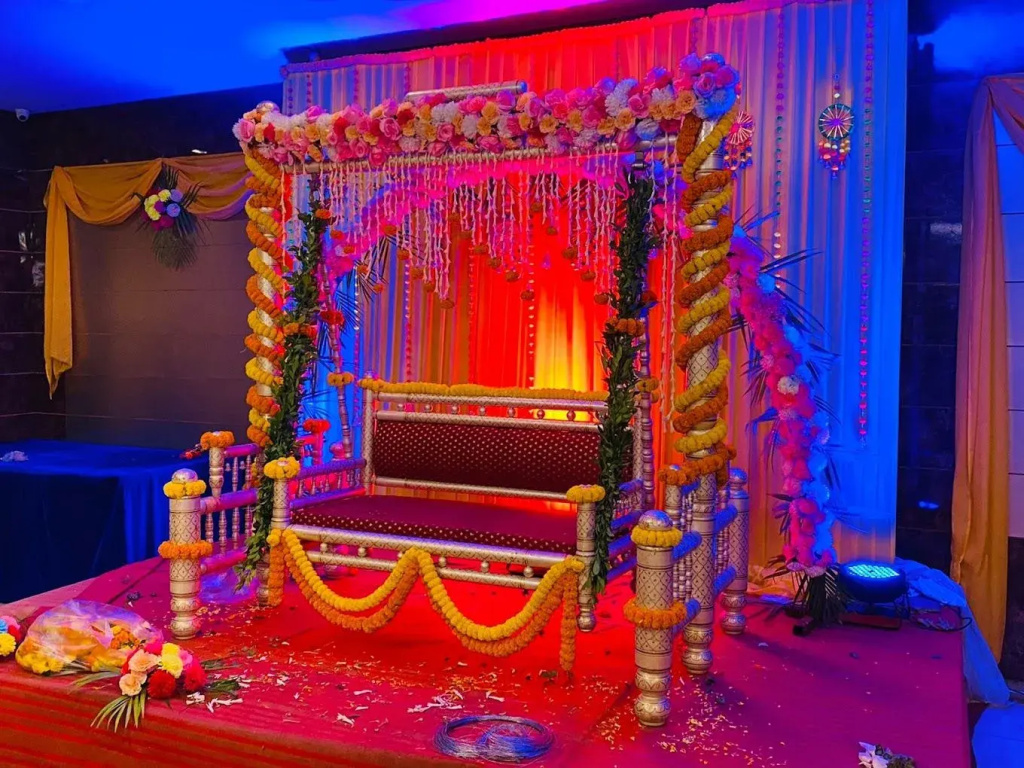Banana Tree Hotel & Banquets
