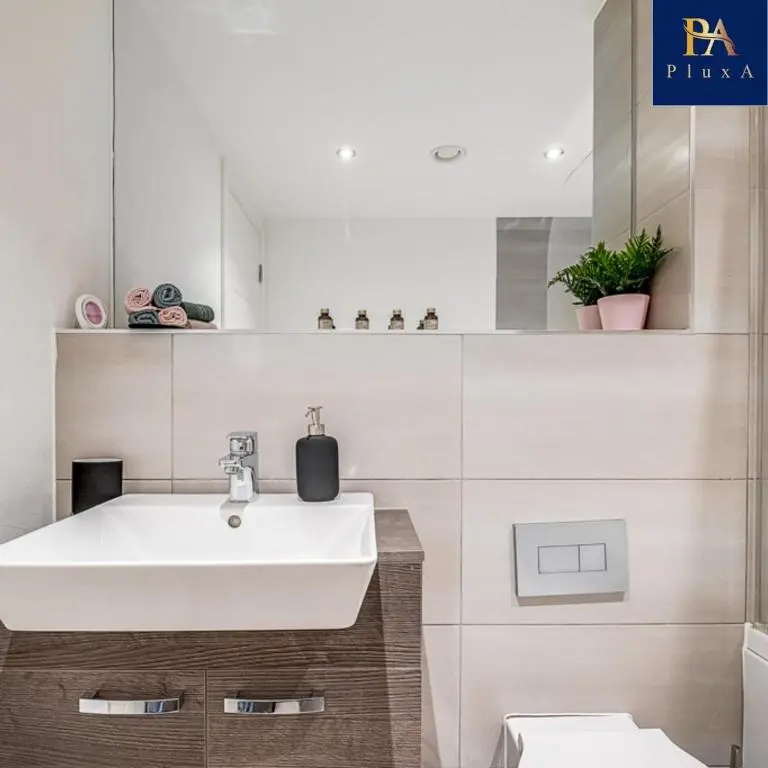 Pluxa Rose Quartz Luxury Stay